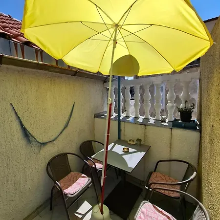 게스트하우스 Aretha I Sobe 노비비노돌스키